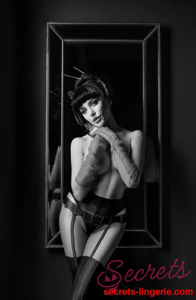 Black Secret BS136 Crotchless Tights