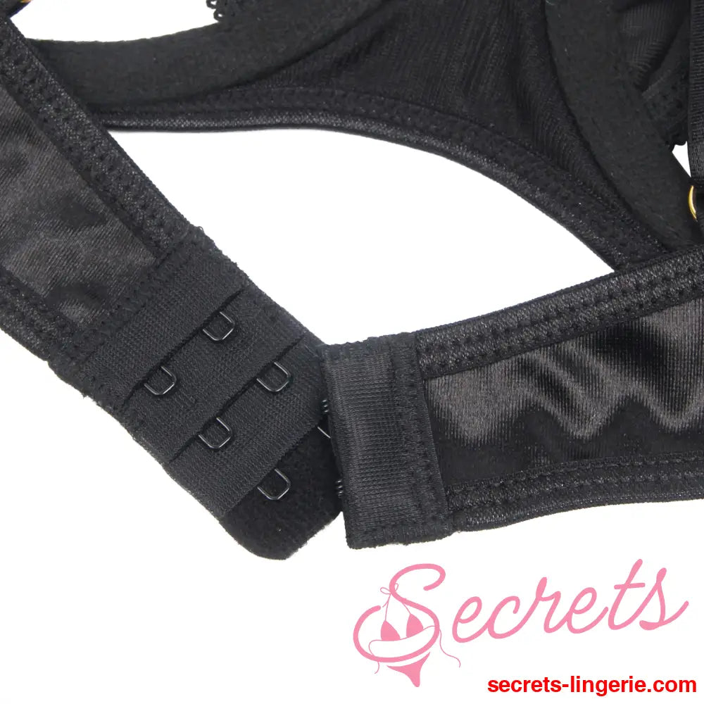 YesX YX871 Hollow Cut Halter Bra Set