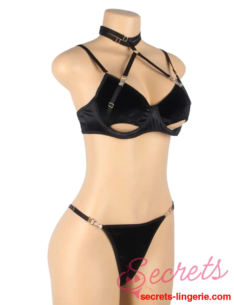 YesX YX871 Hollow Cut Halter Bra Set