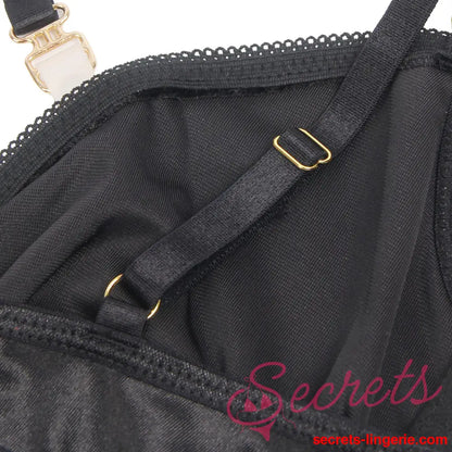 YesX YX871 Hollow Cut Halter Bra Set