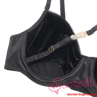 YesX YX871 Hollow Cut Halter Bra Set