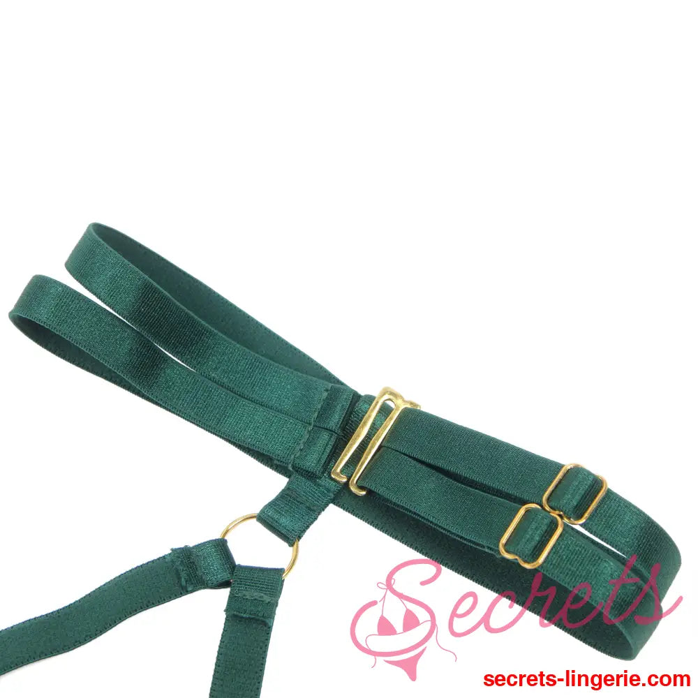 YesX YX873Q Hollow Cut Halter Bra Set