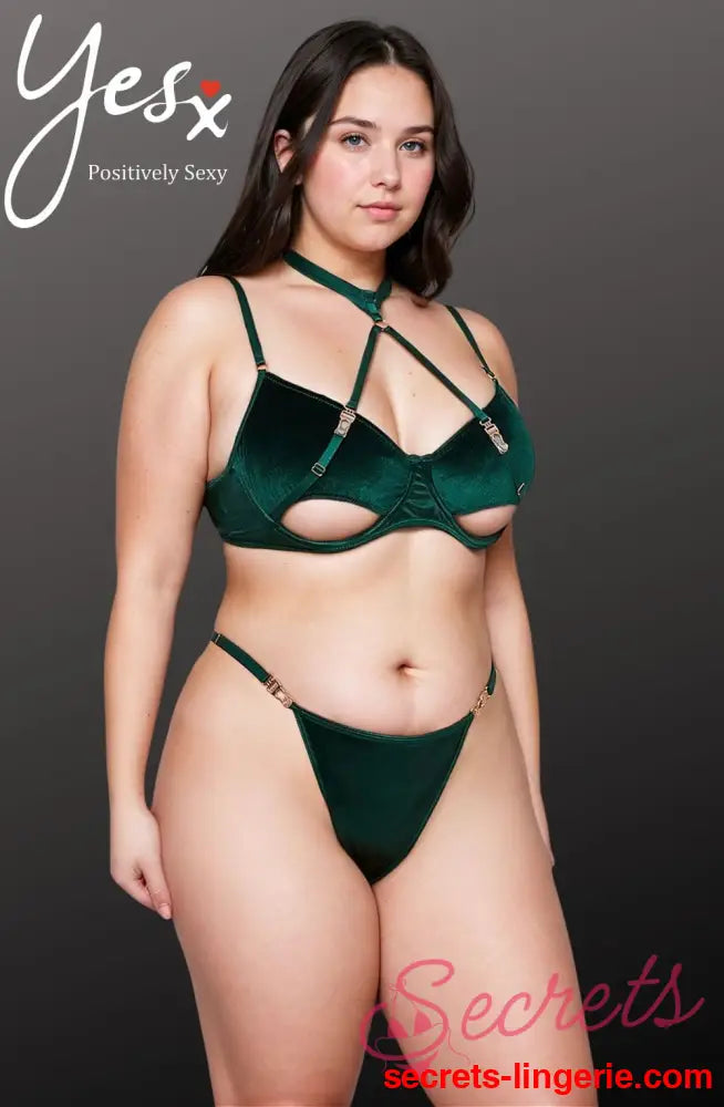 YesX YX873Q Hollow Cut Halter Bra Set