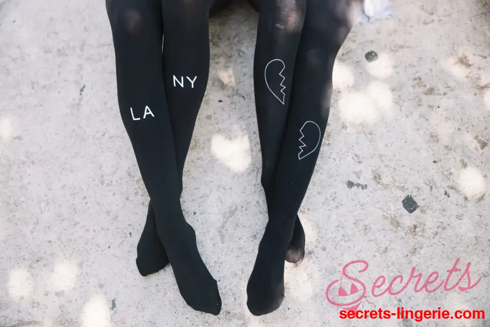 Zohara ’East West’ Black Tights