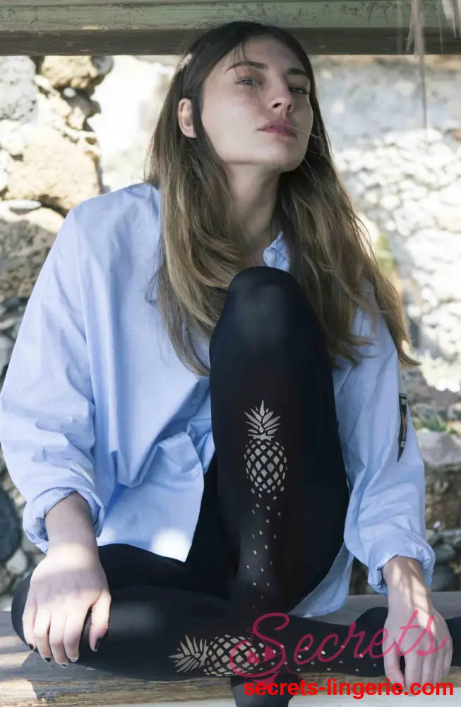 Zohara ’If You Like Piña Coladas’ Gold Print Tights