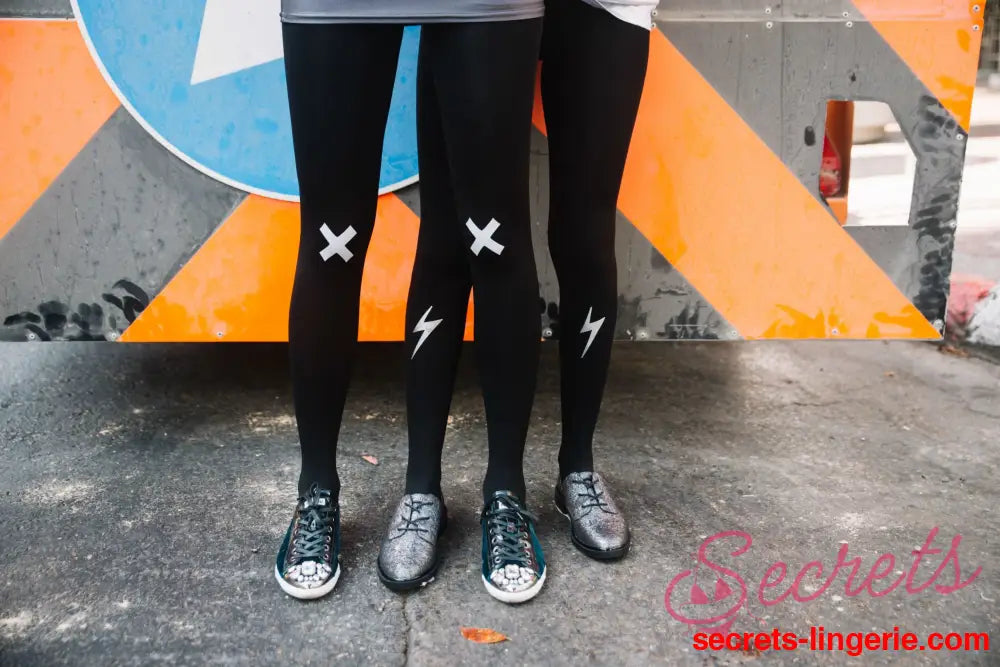 Zohara ’Kiss And Tell’ Light Grey Print Tights