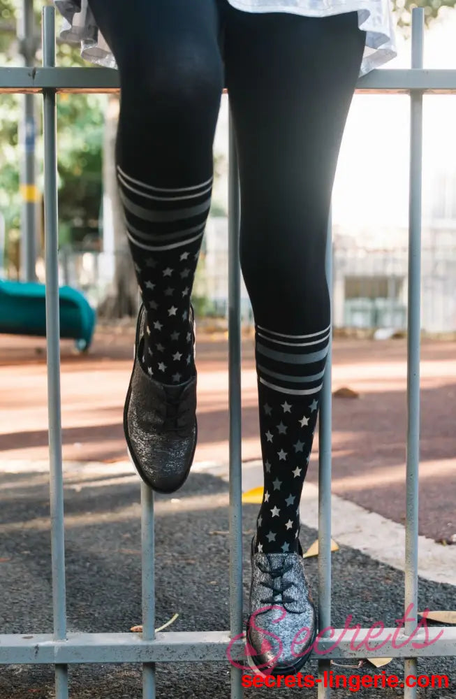 Zohara ’Sock It To Me’ Grey Silver Print Tights