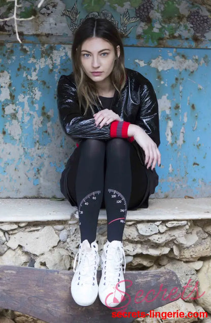 Zohara ’To The Max’ Multicolour Print Tights - Black/Multi / Size 1